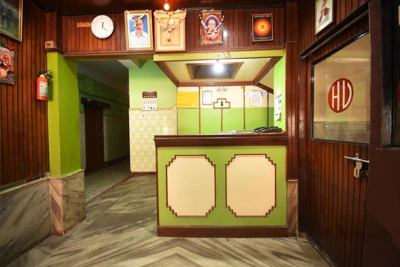 Spot On Hotel Vijaya Кътак Екстериор снимка