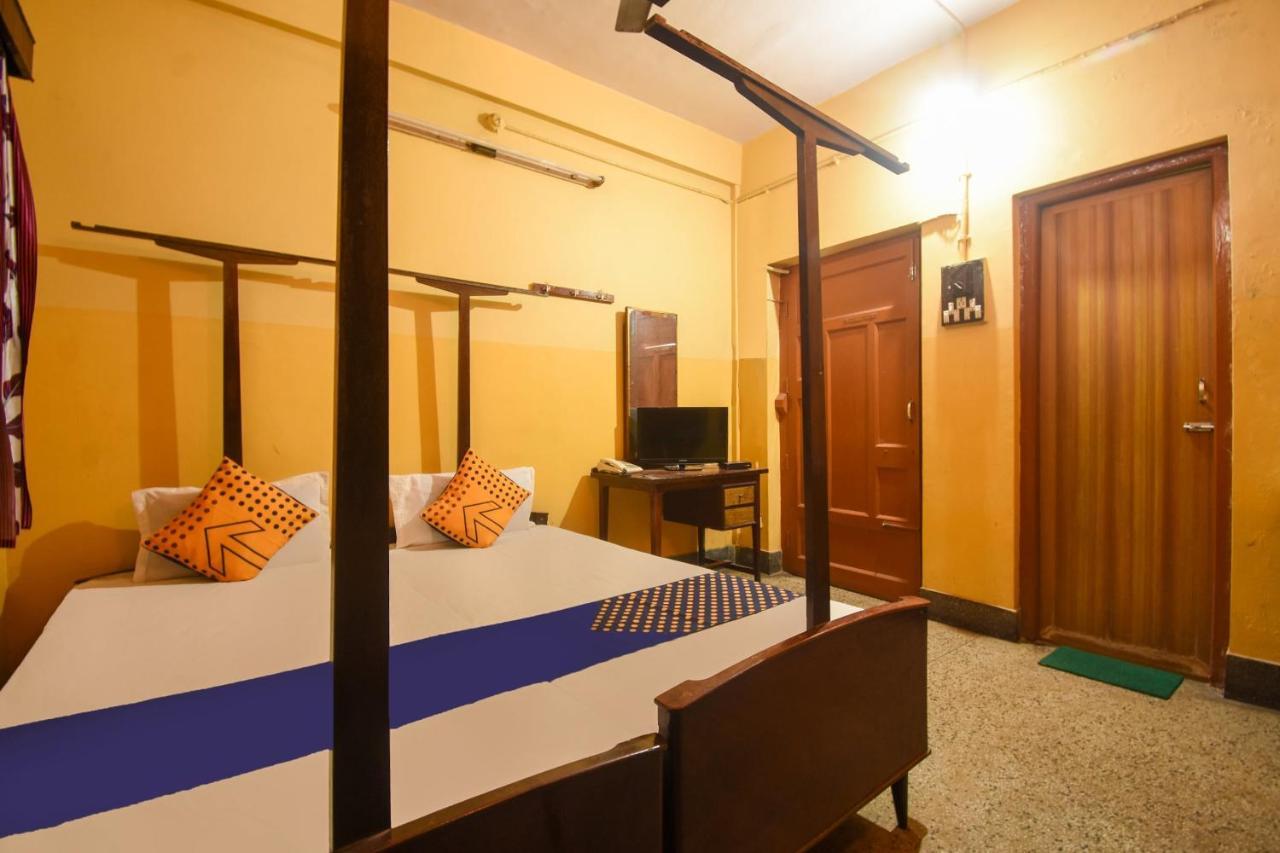Spot On Hotel Vijaya Кътак Екстериор снимка